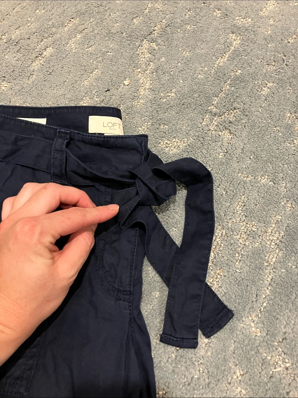 LOFT Cargo Jogger Navy Size 6 - Picture 2 of 5